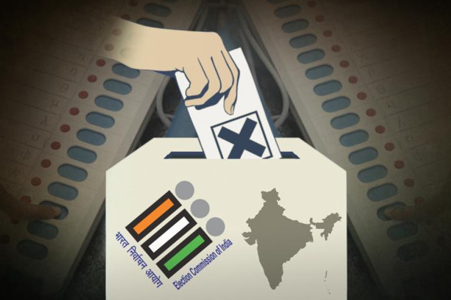 Governing democracy outside the law: India’s Election Commission and the challenge of accountability