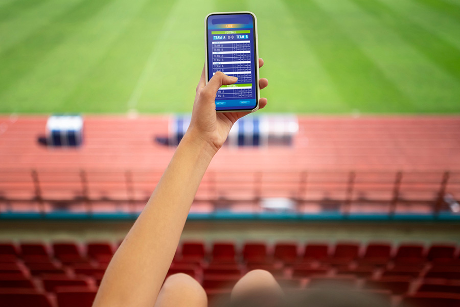 Analyzing key factors influencing IPL cricket scores using explainability and multimodal data