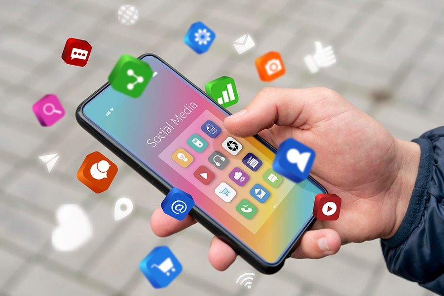 Investigating Mobile Apps Post-Adoption Behaviour: A Grounded Theory Investigation